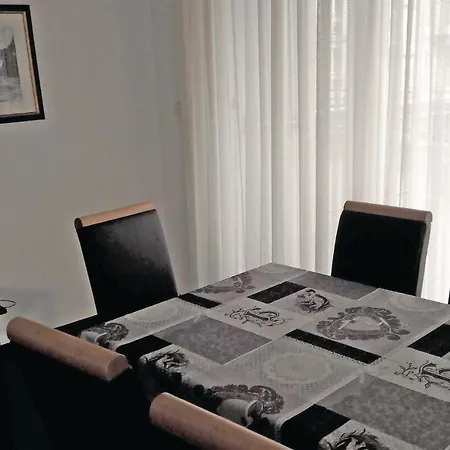 Two-bedroom In Appartement